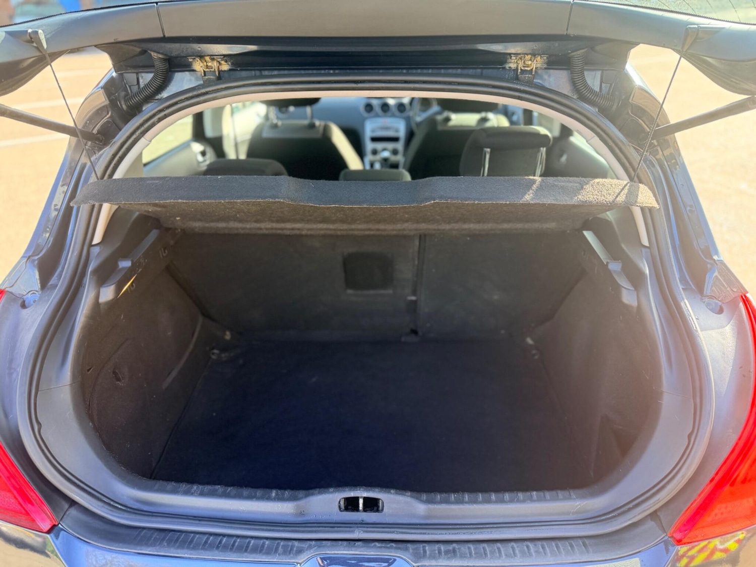 Used Peugeot 308 2012 for sale - 77883244: Photo 27