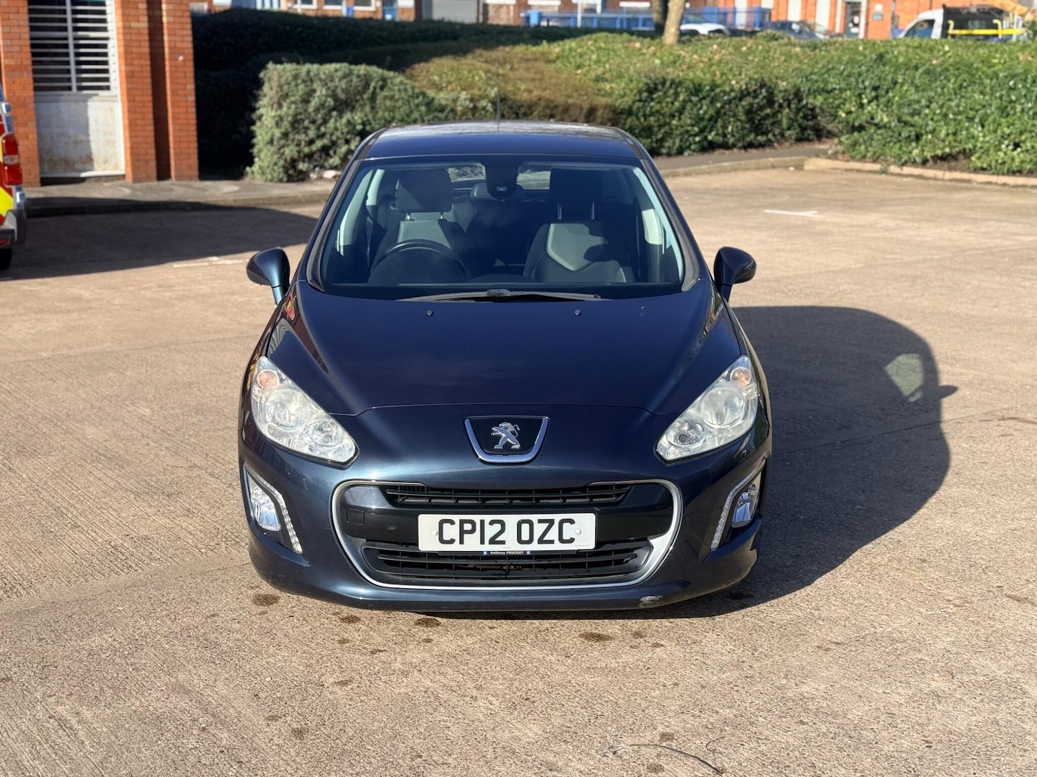 Used Peugeot 308 2012 for sale - 77883244: Photo 5
