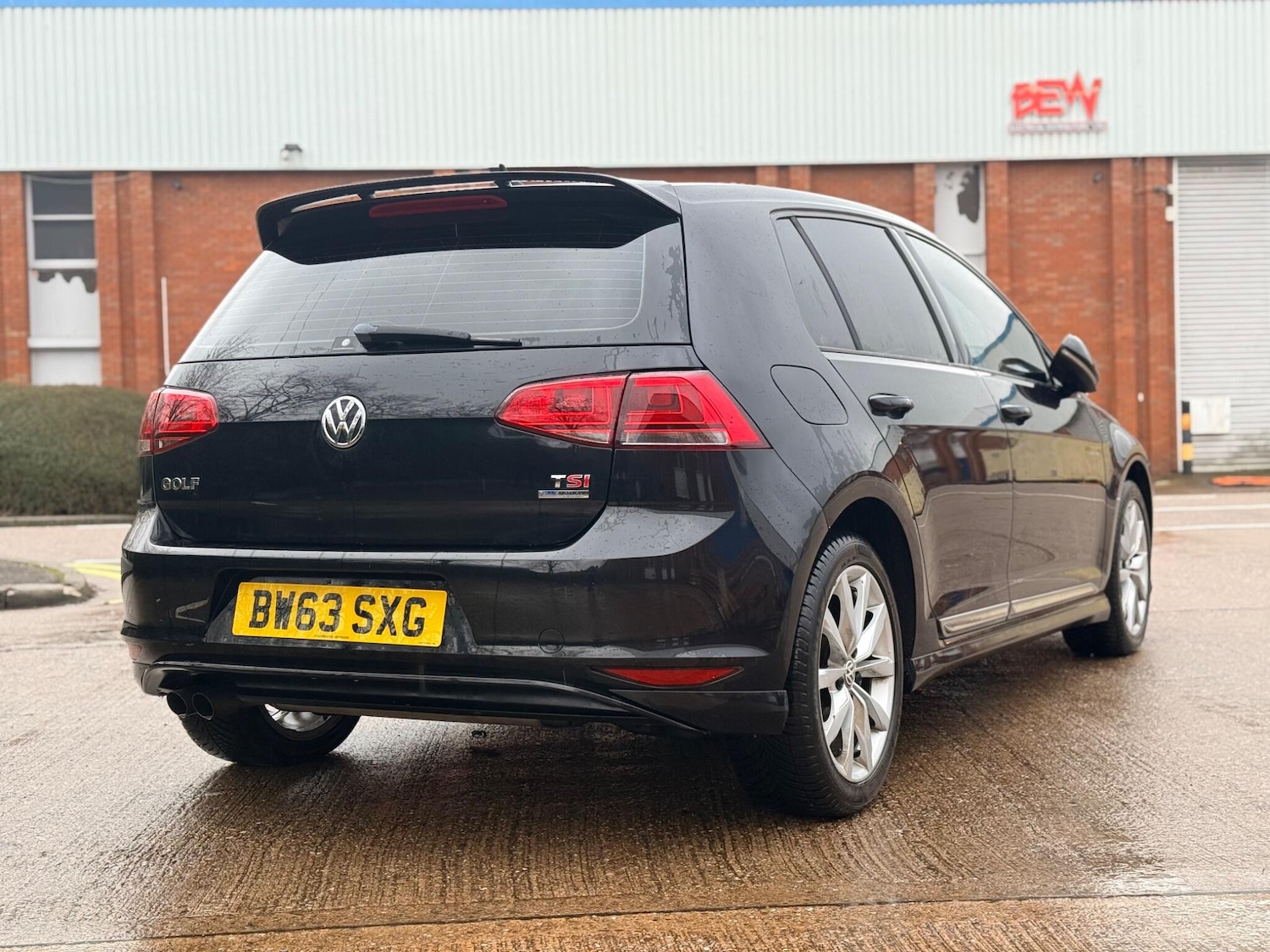 Used Volkswagen Golf 2023 for sale - 77612573: Photo 2