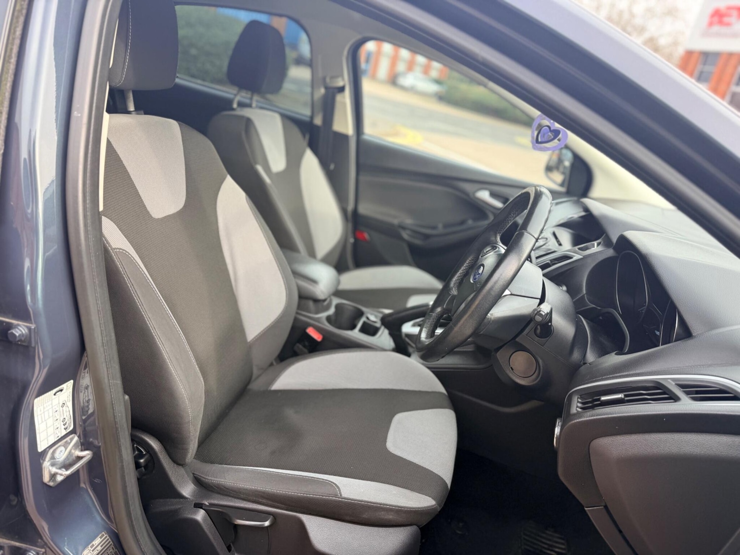 Used Ford Focus for sale - 77940787: Photo 11