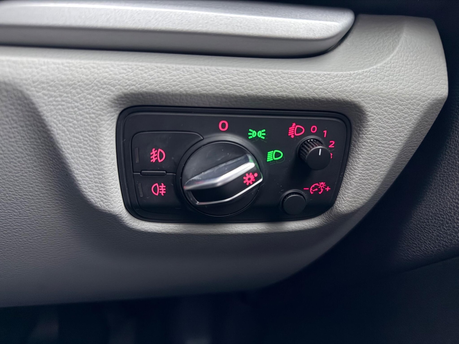 Used Audi A3 2015 for sale - 77255614: Photo 38