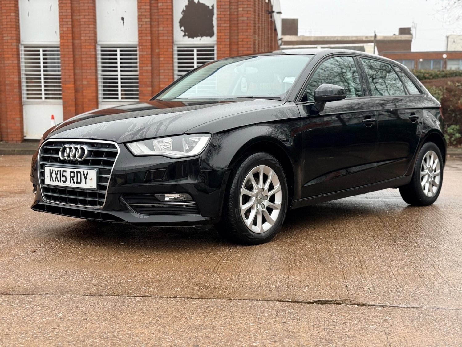 Used Audi A3 2015 for sale - 77255614: Photo 8