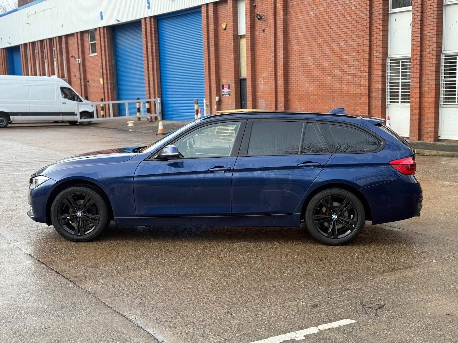 Used BMW 3 Series 2017 for sale - 77255608: Photo 14