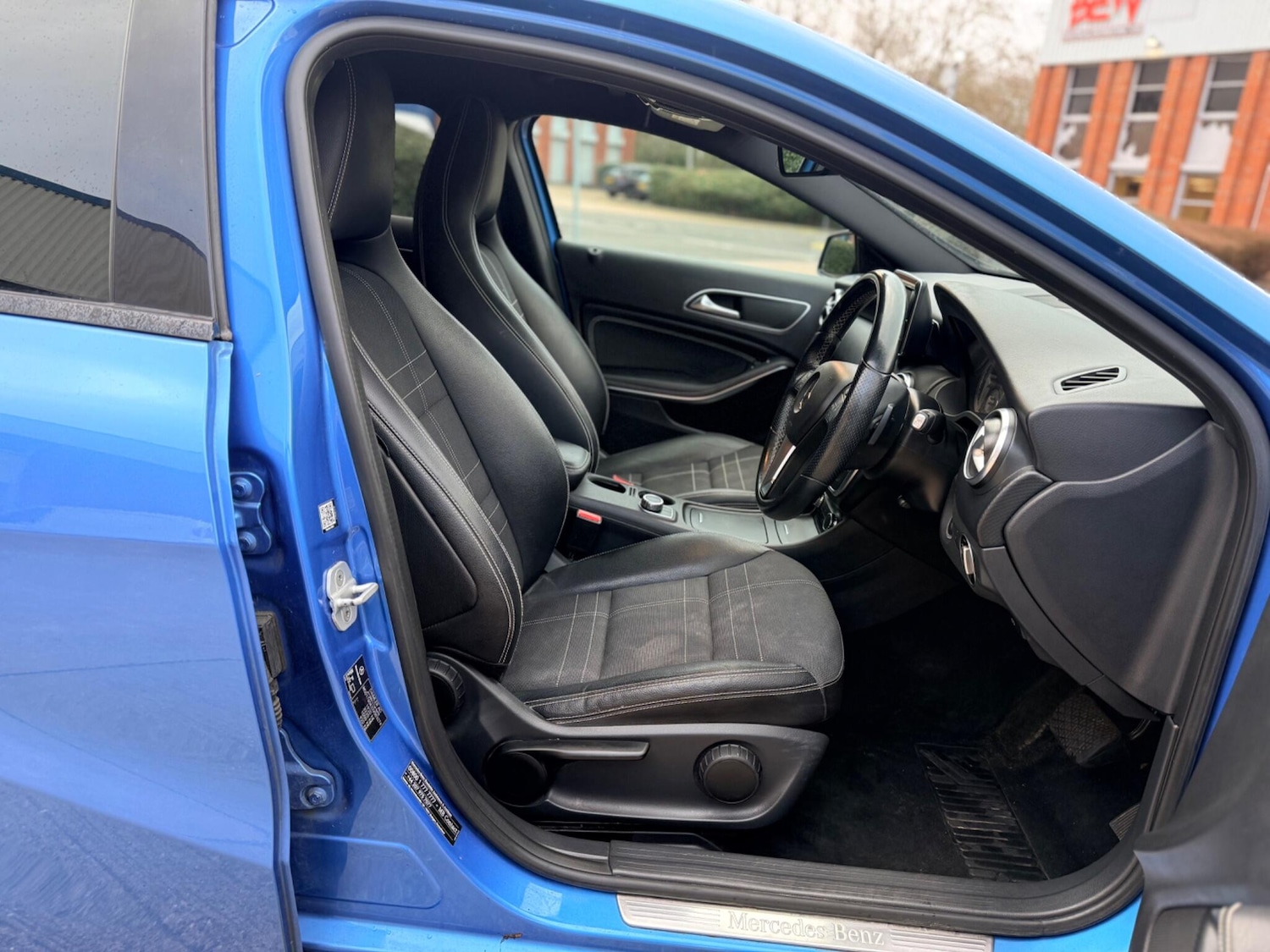 Used Mercedes-Benz A-Class 2013 for sale - 77612238: Photo 10