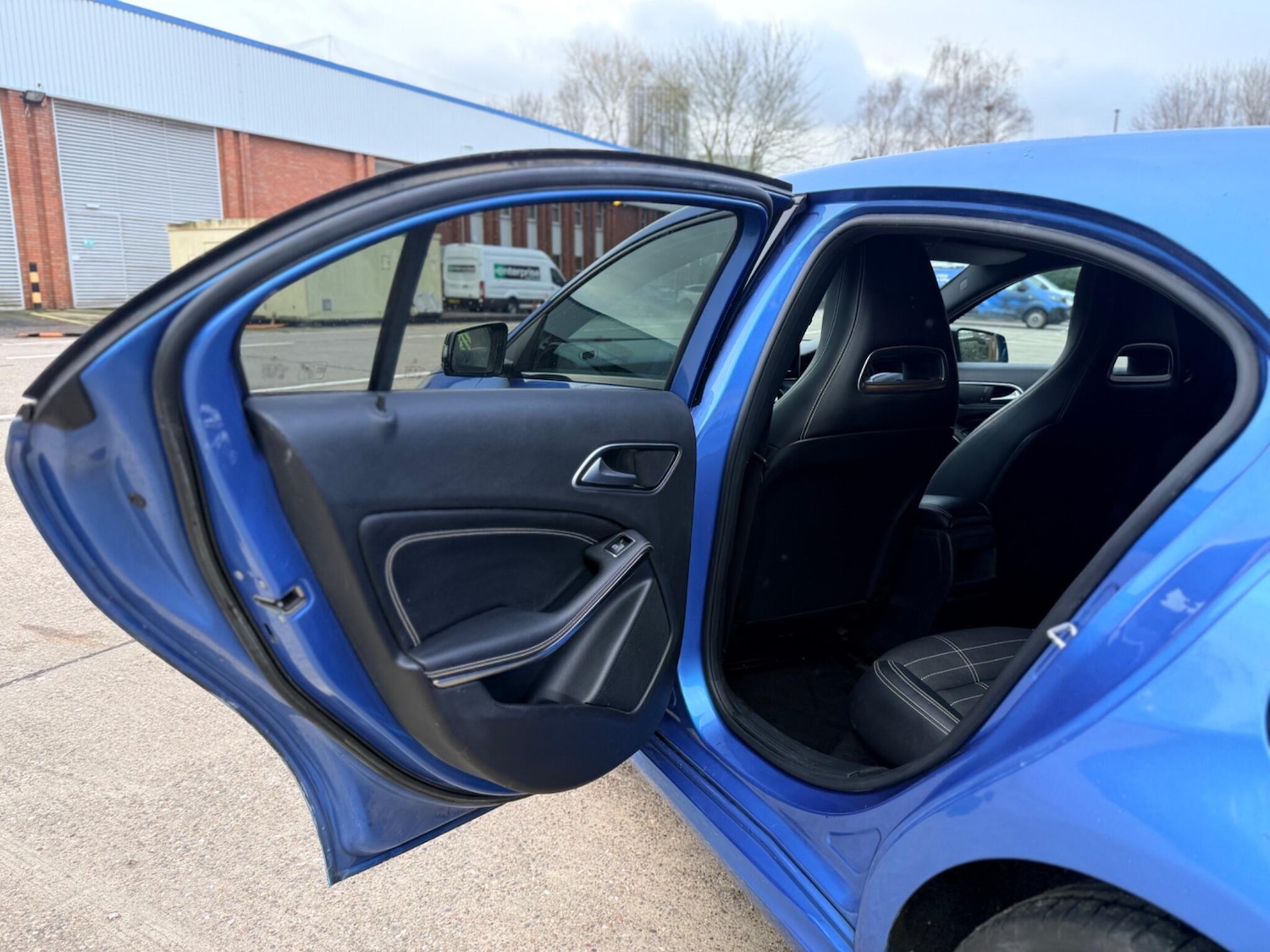 Used Mercedes-Benz A-Class 2013 for sale - 77612238: Photo 13