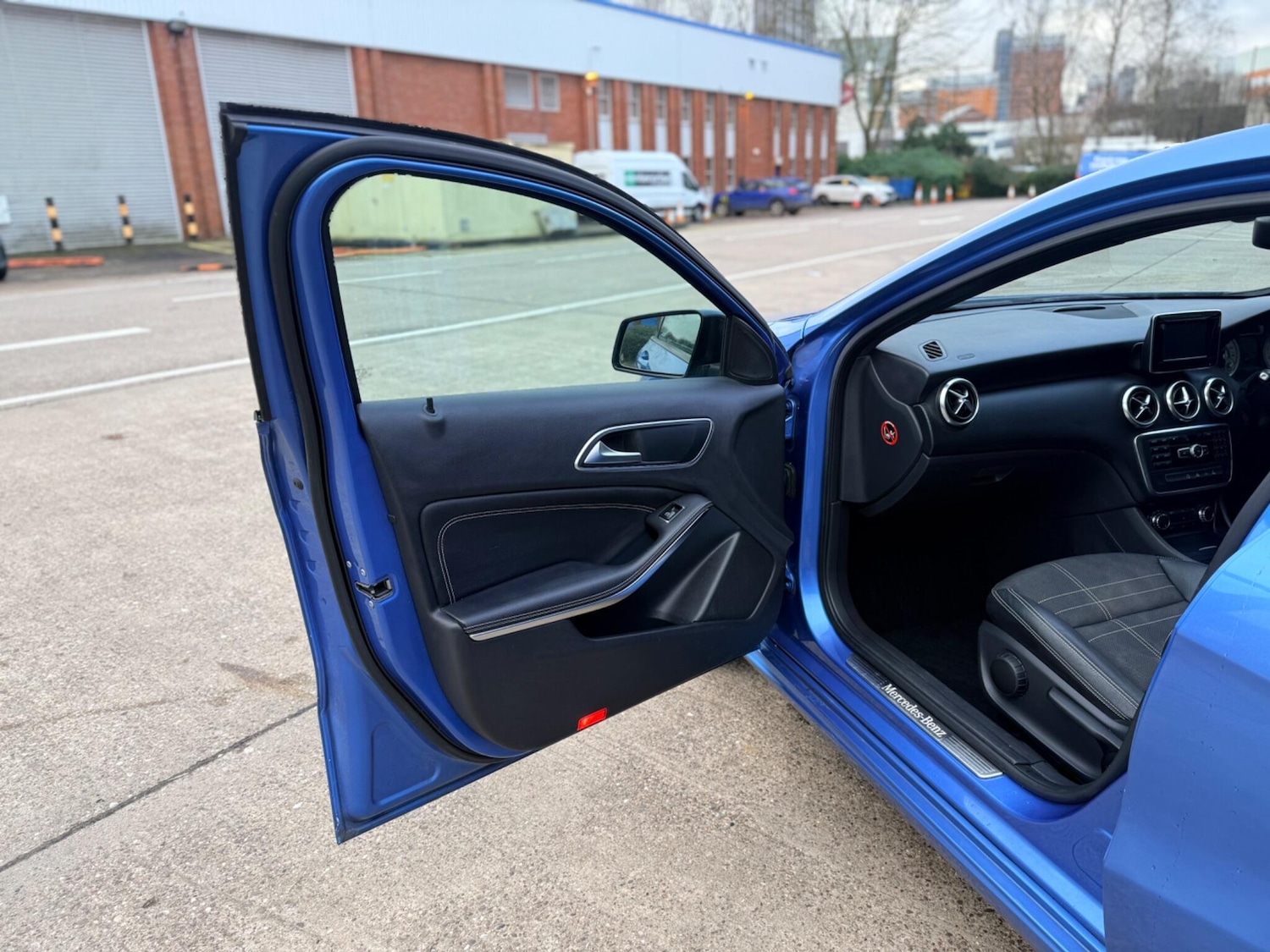 Used Mercedes-Benz A-Class 2013 for sale - 77612238: Photo 15