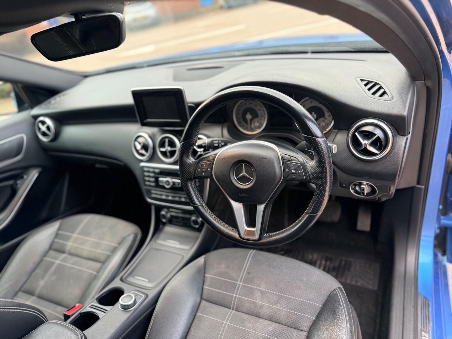 Used Mercedes-Benz A-Class 2013 for sale - 77612238: Photo 31