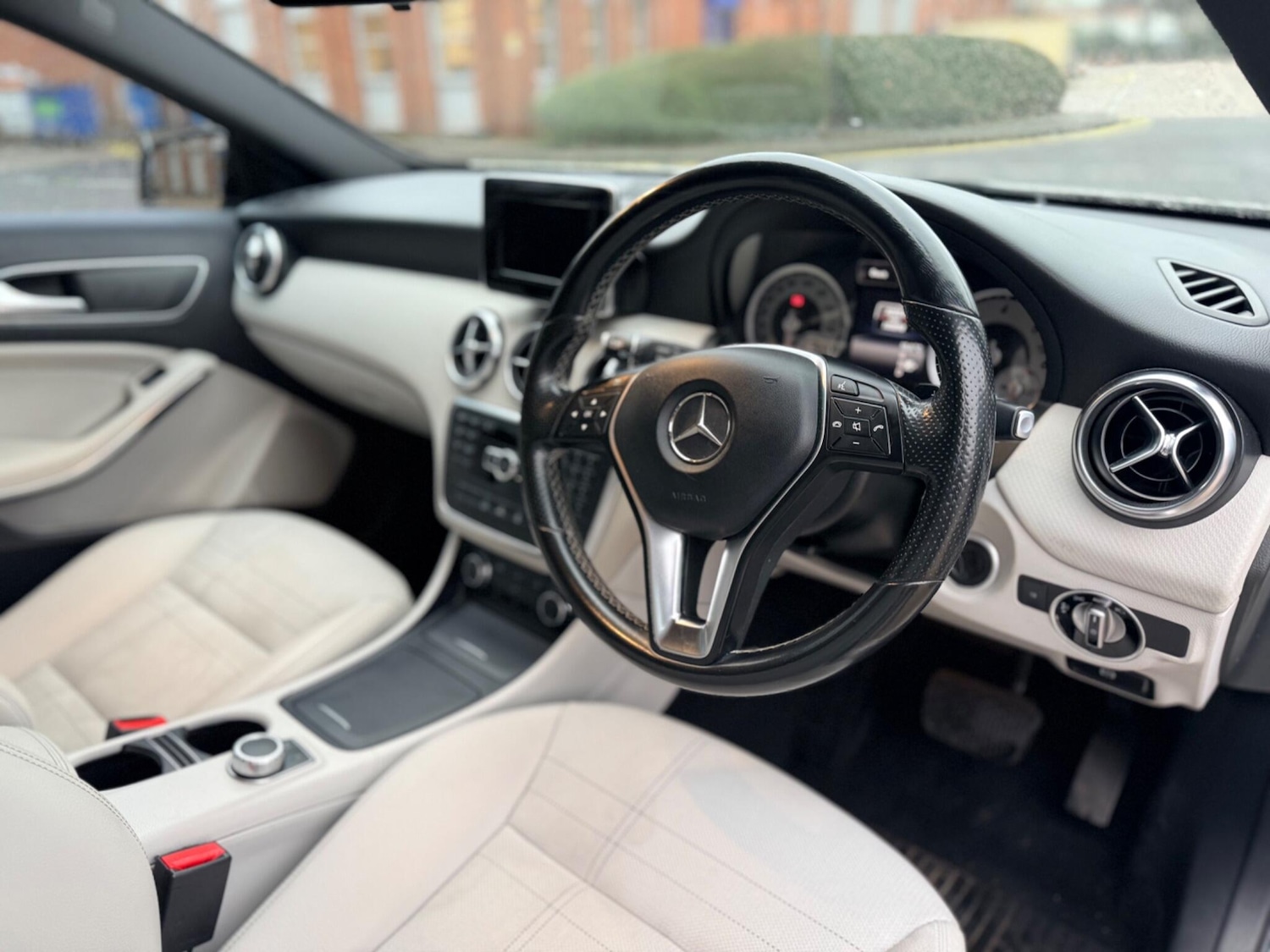 Used Mercedes-Benz A-Class 2015 for sale - 77292058: Photo 23