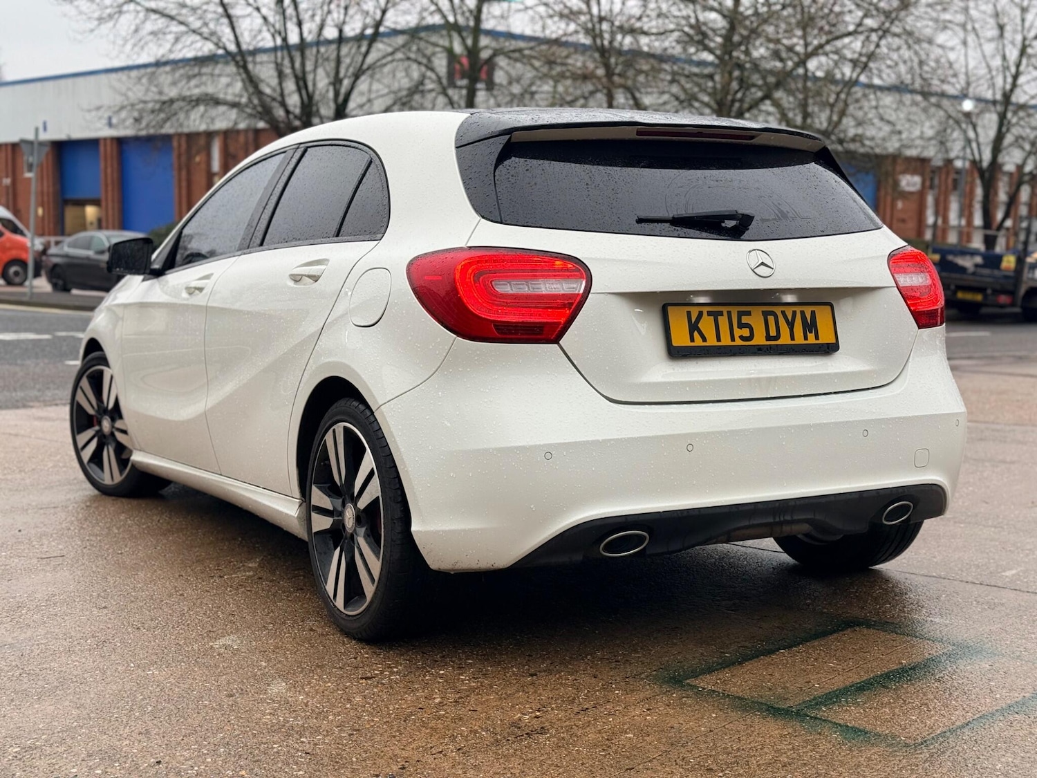 Used Mercedes-Benz A-Class 2015 for sale - 77292058: Photo 3