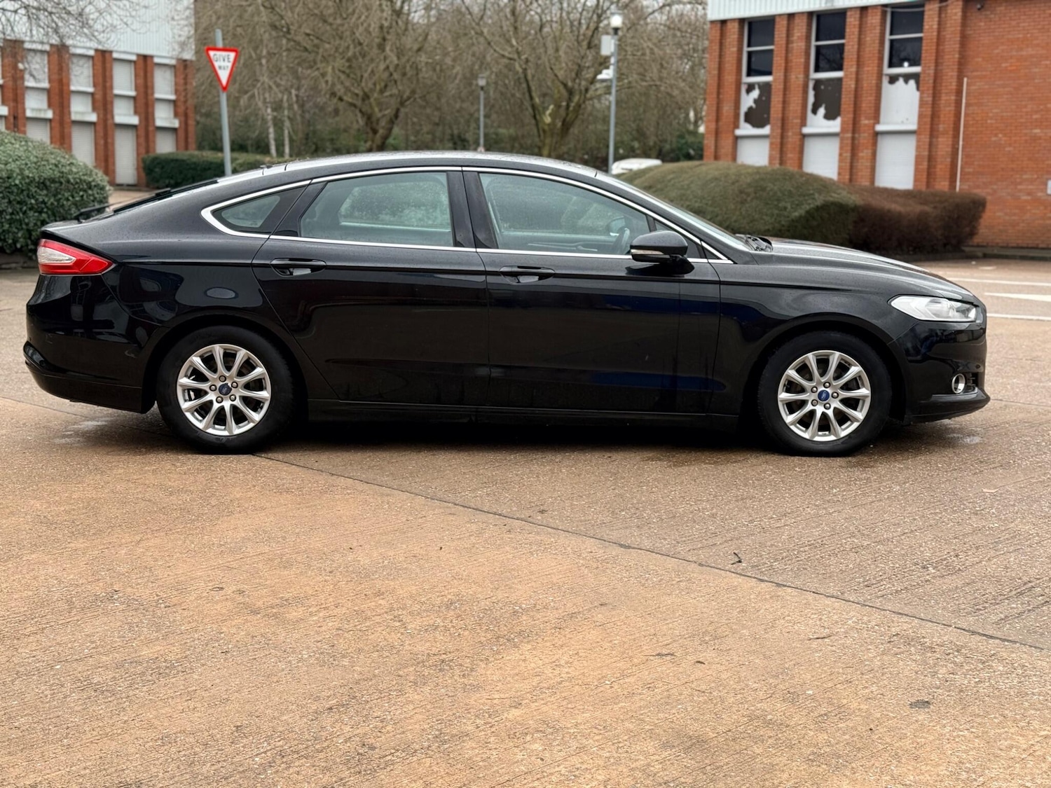 Used Ford Mondeo 2016 for sale - 77440517: Photo 10