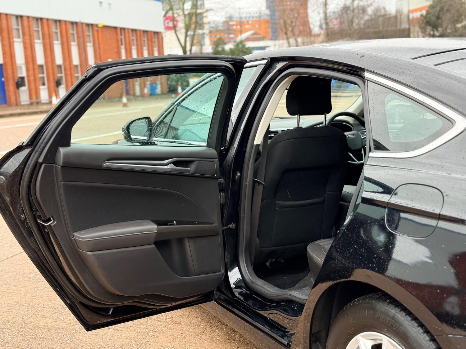 Used Ford Mondeo 2016 for sale - 77440517: Photo 16