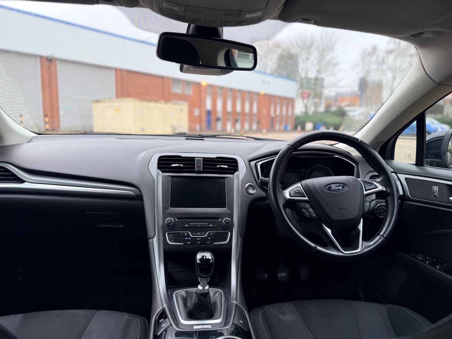 Used Ford Mondeo 2016 for sale - 77440517: Photo 2