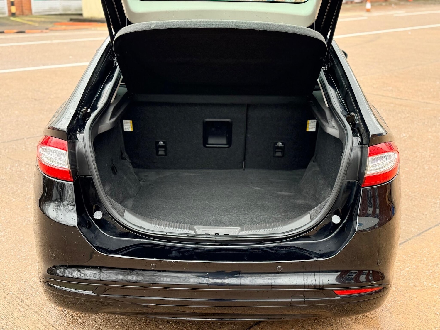 Used Ford Mondeo 2016 for sale - 77440517: Photo 29