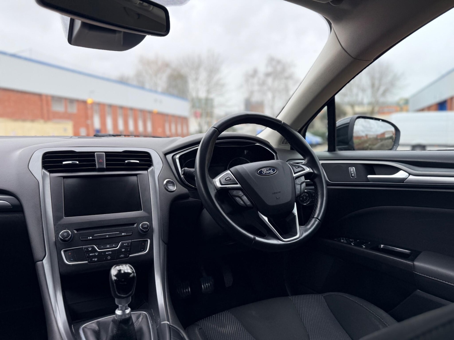 Used Ford Mondeo 2016 for sale - 77440517: Photo 33