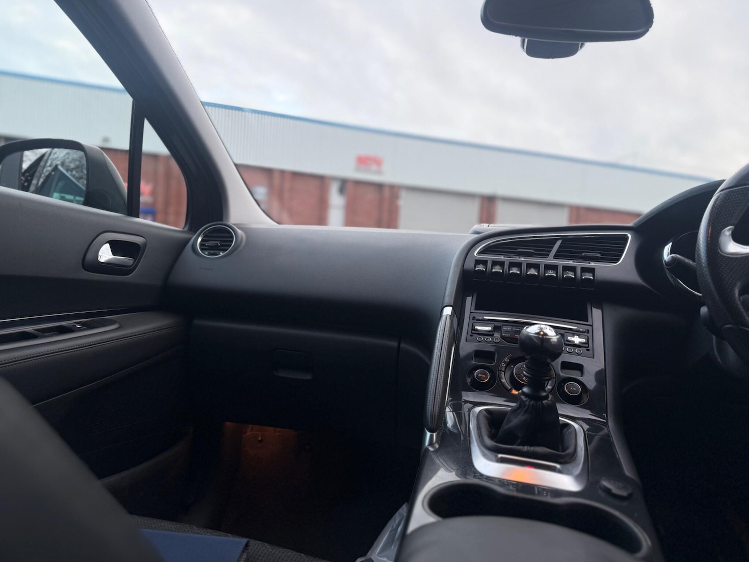 Used Peugeot 3008 2015 for sale - 77255613: Photo 17