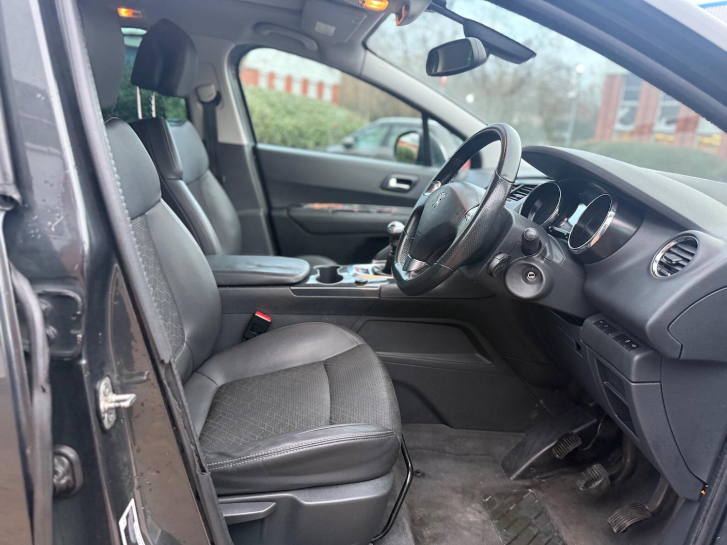 Used Peugeot 3008 2015 for sale - 77255613: Photo 20