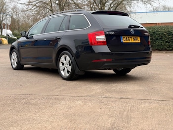 Used Skoda Octavia 2017 for sale - 77993737: Photo