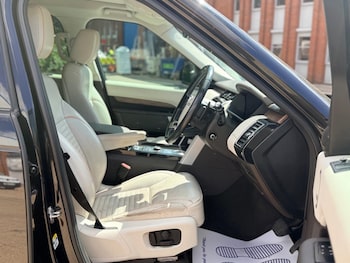 Used Land Rover Discovery 2018 for sale - 79577369: Photo