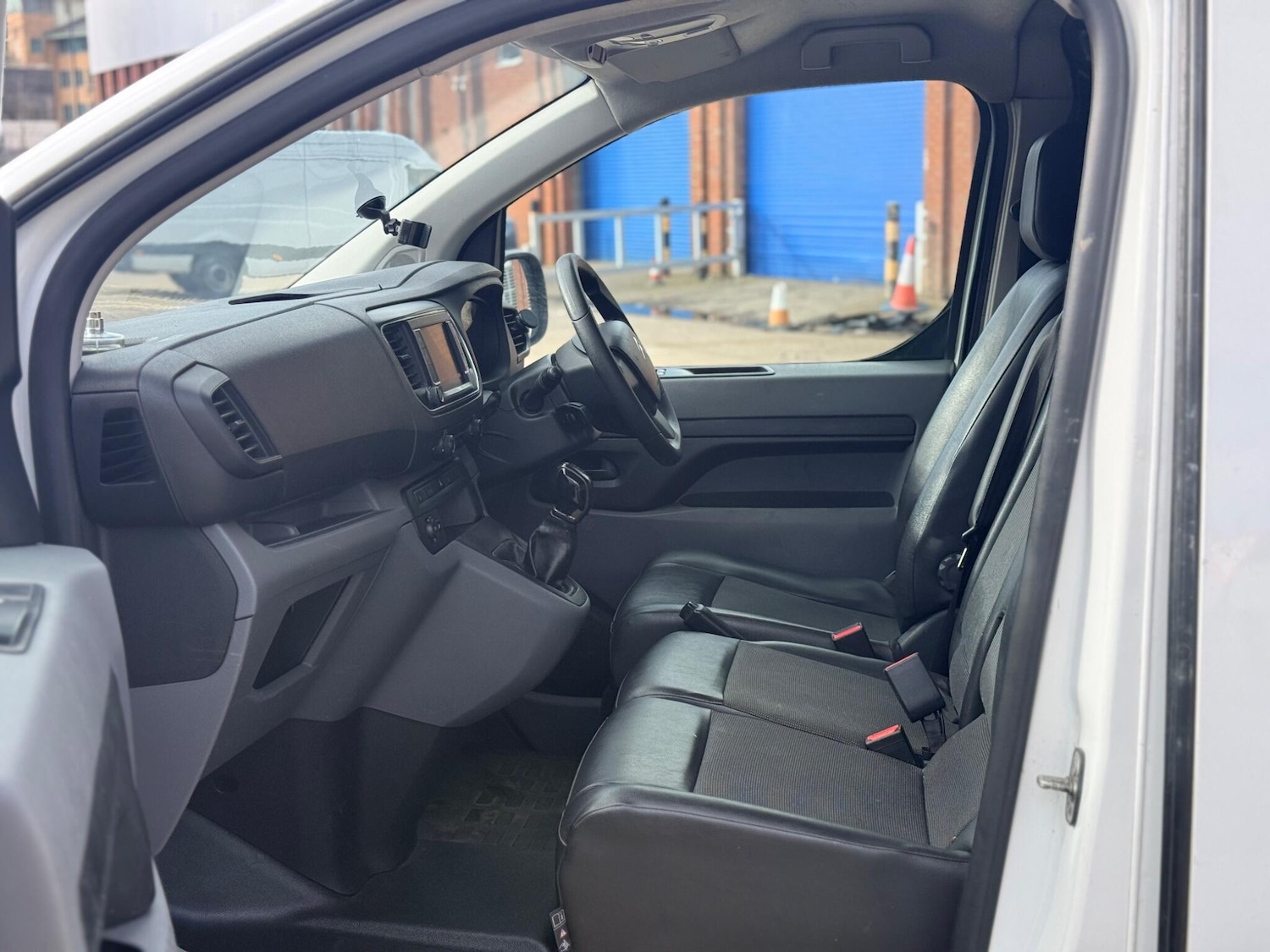 Used Citroen Dispatch 2017 for sale - 77799212: Photo 2