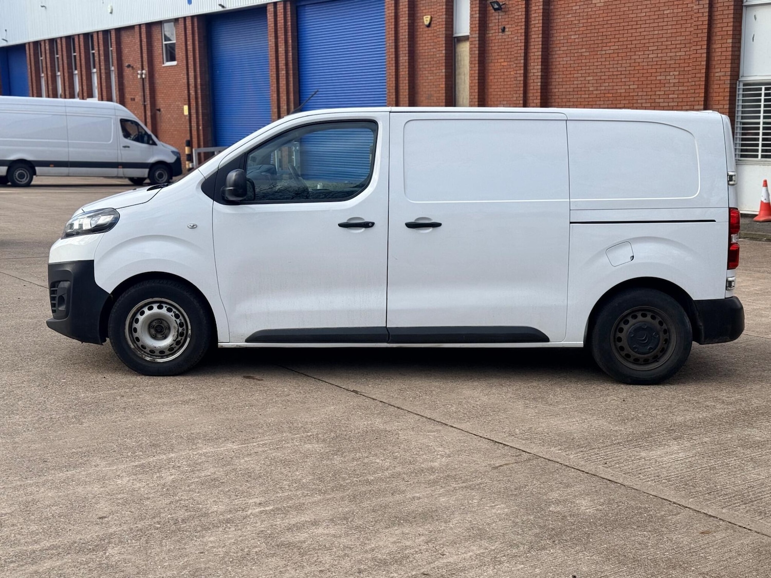 Used Citroen Dispatch 2017 for sale - 77799212: Photo 20