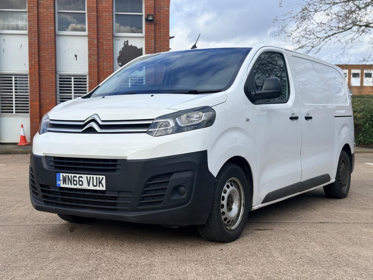 Used Citroen Dispatch 2017 for sale - 77799212: Photo 6