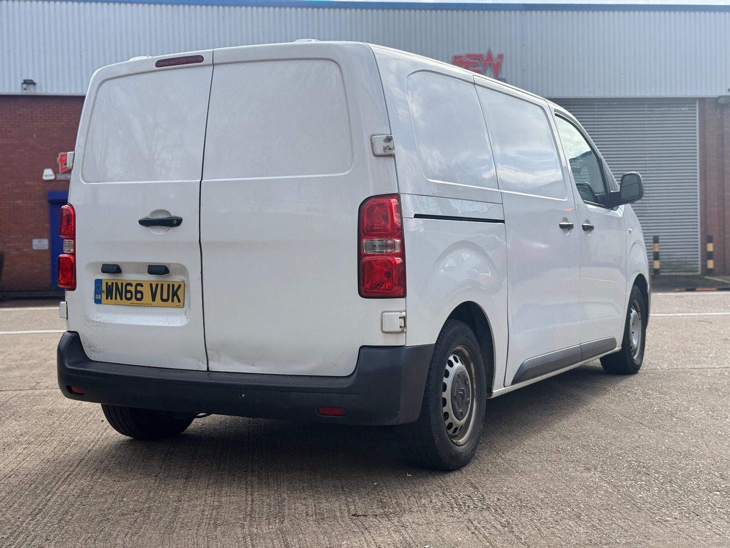 Used Citroen Dispatch 2017 for sale - 77799212: Photo 9