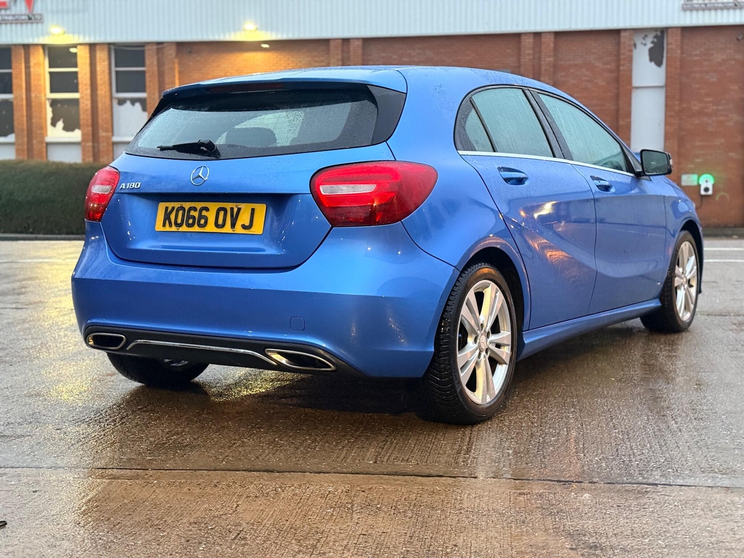 Used Mercedes-Benz A-Class 2017 for sale - 77267201: Photo 10