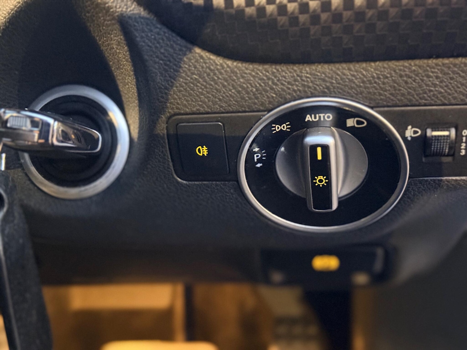 Used Mercedes-Benz A-Class 2017 for sale - 77267201: Photo 22