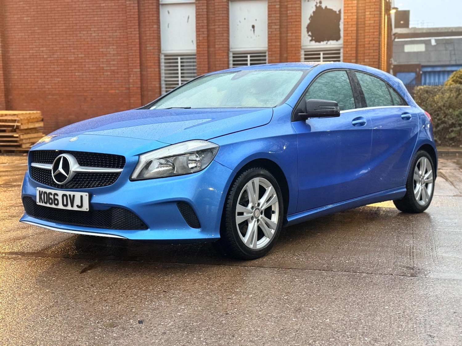 Used Mercedes-Benz A-Class 2017 for sale - 77267201: Photo 33