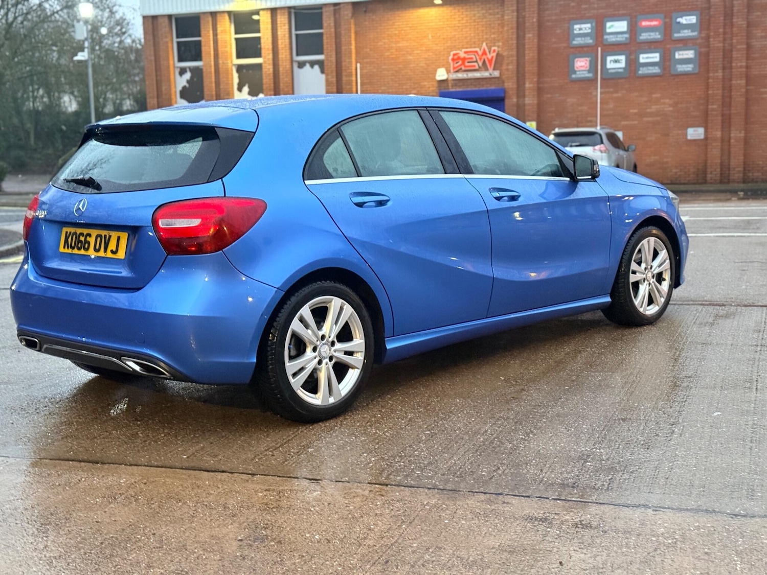 Used Mercedes-Benz A-Class 2017 for sale - 77267201: Photo 35