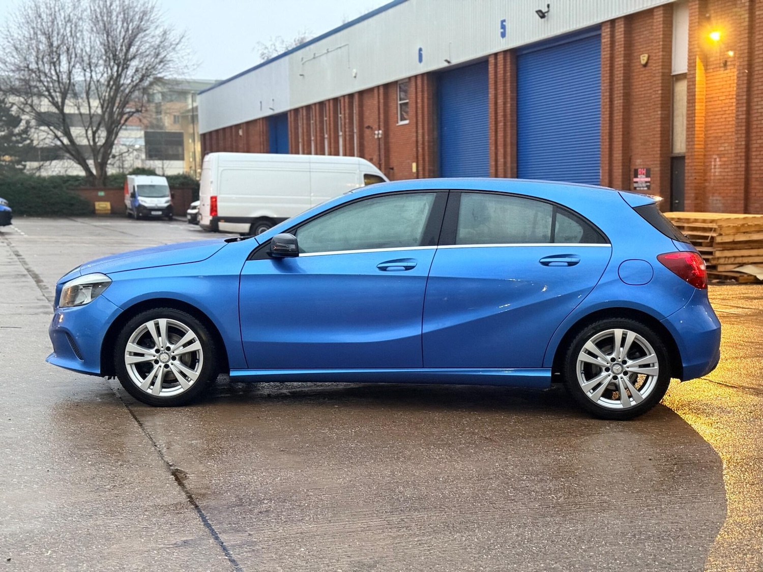 Used Mercedes-Benz A-Class 2017 for sale - 77267201: Photo 8