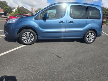 Used Peugeot Partner Tepee 2015 for sale - 79750150: Photo