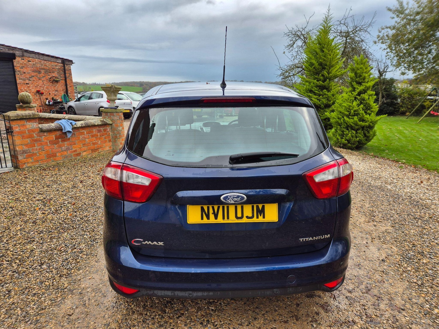 Used Ford C-Max 2011 for sale - 76644581: Photo 4