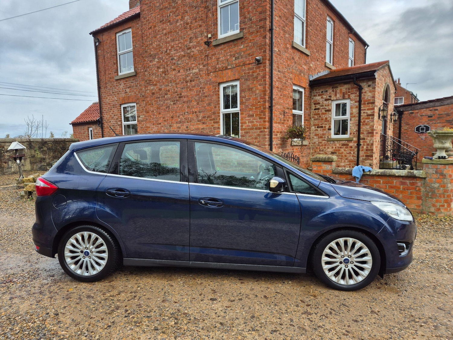 Used Ford C-Max 2011 for sale - 76644581: Photo 6