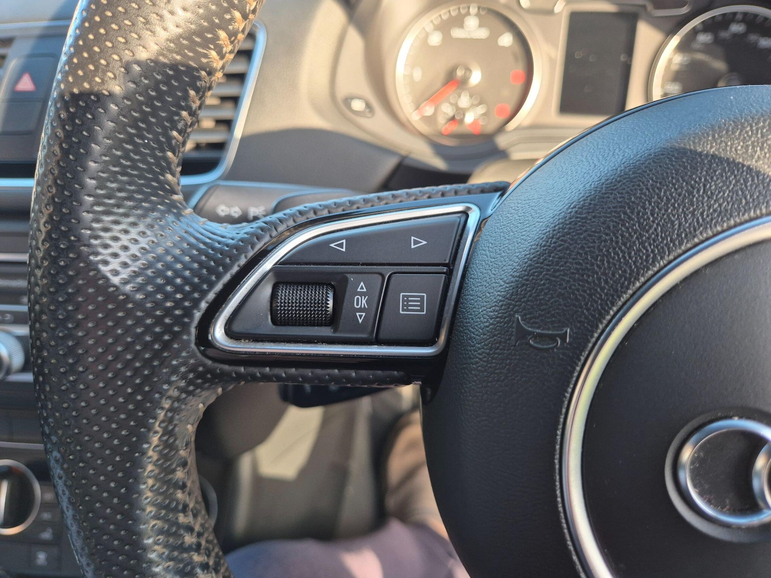 Used Audi Q3 2016 for sale - 78184636: Photo 22