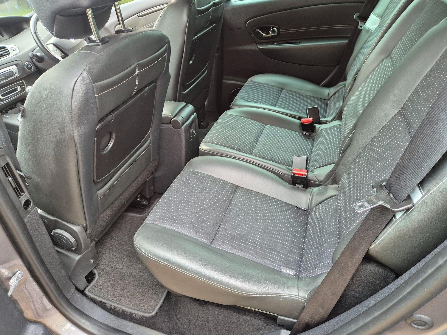 Used Renault Scenic 2015 for sale - 76360927: Photo 12