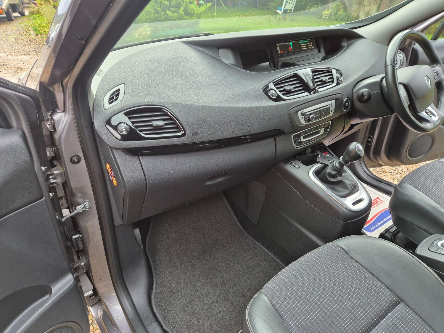 Used Renault Scenic 2015 for sale - 76360927: Photo 15