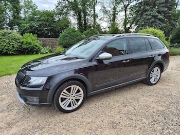 Used Skoda Octavia 2015 for sale - 78823374: Photo