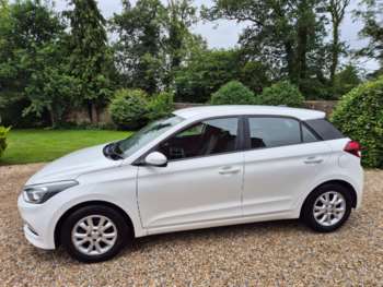 Used Hyundai i20 2017 for sale - 75318495: Photo