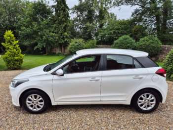 Used Hyundai i20 2017 for sale - 75318495: Photo
