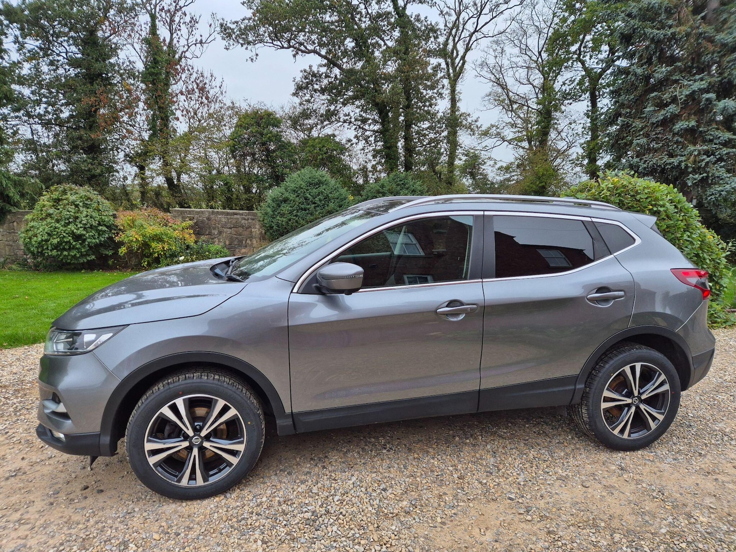Used Nissan Qashqai 2017 for sale - 76994261: Photo 4