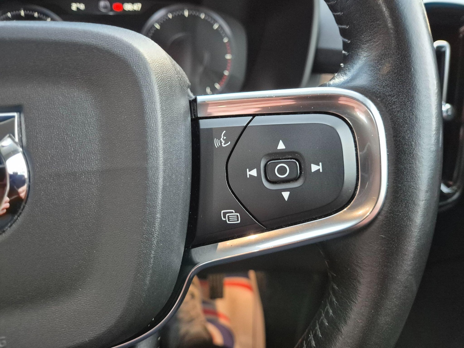 Used Volvo XC40 2018 for sale - 77155293: Photo 25