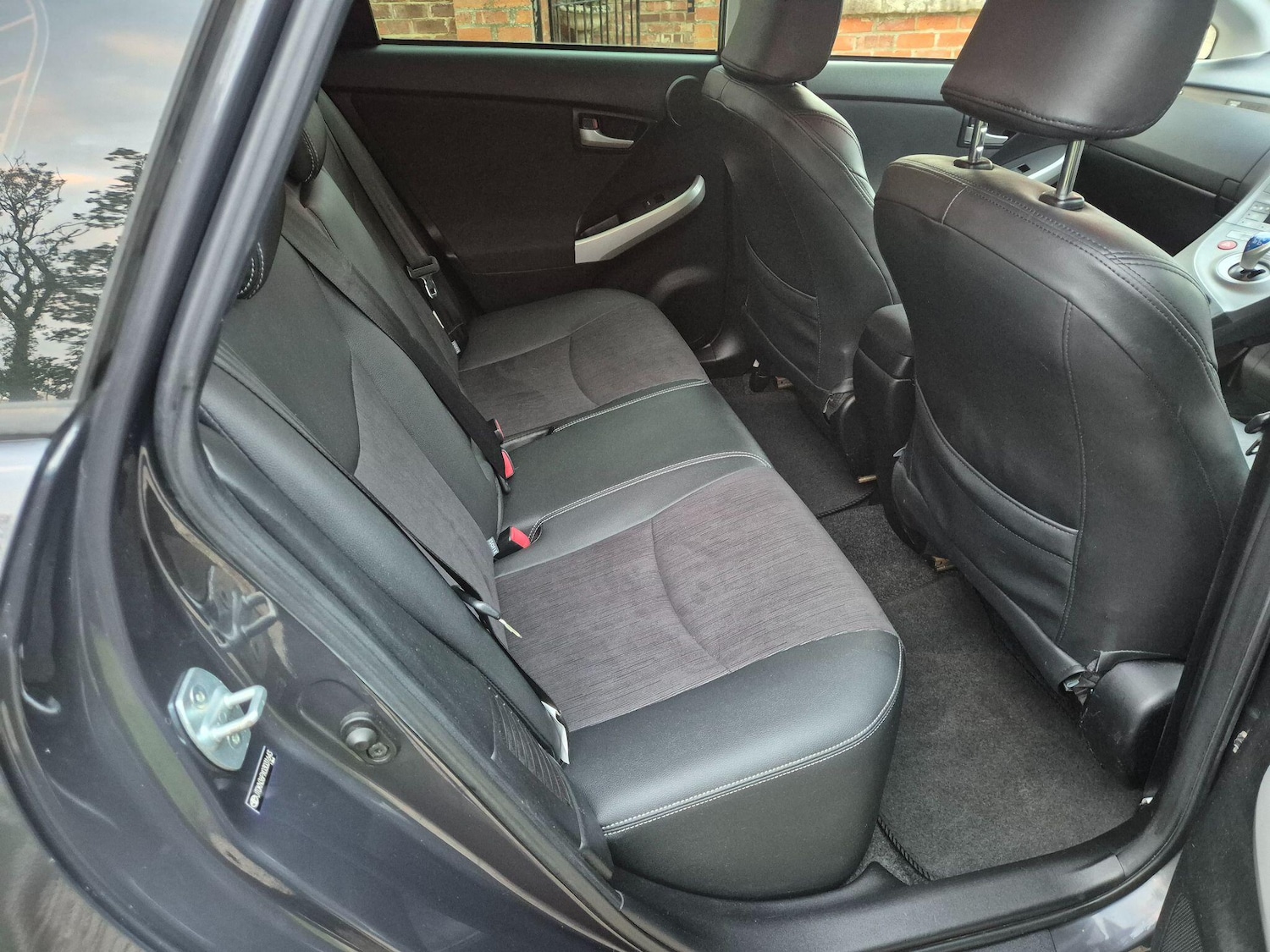 Used Toyota Prius 2013 for sale - 76294755: Photo 10