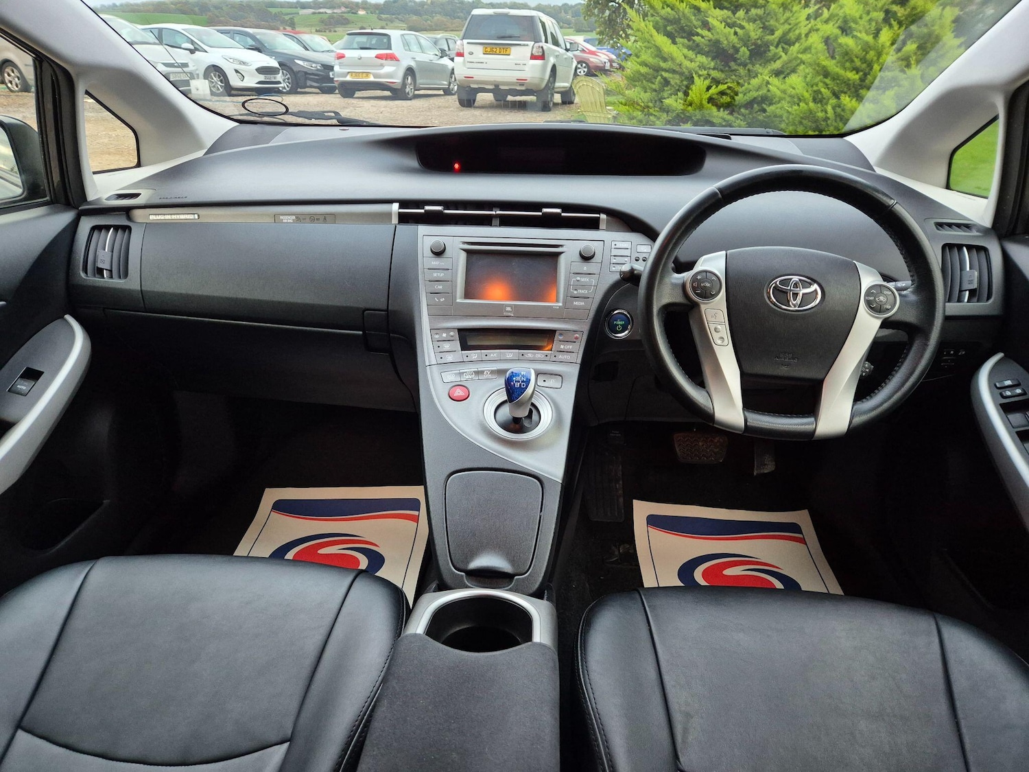 Used Toyota Prius 2013 for sale - 76294755: Photo 11