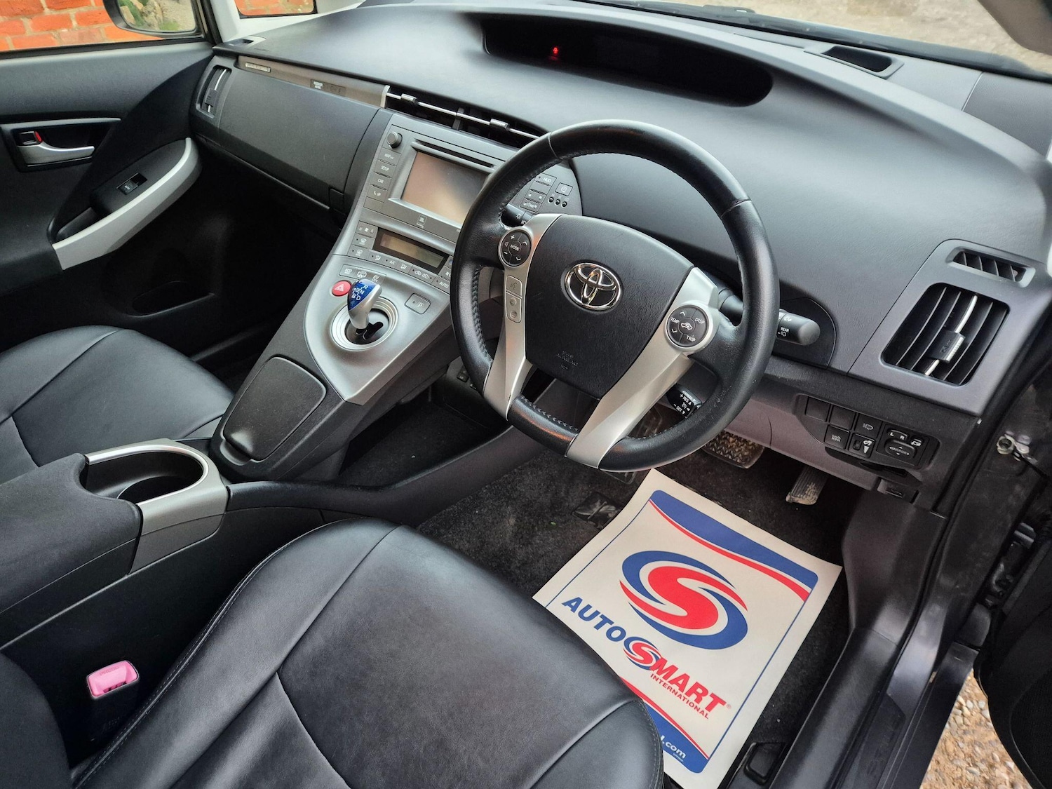 Used Toyota Prius 2013 for sale - 76294755: Photo 12