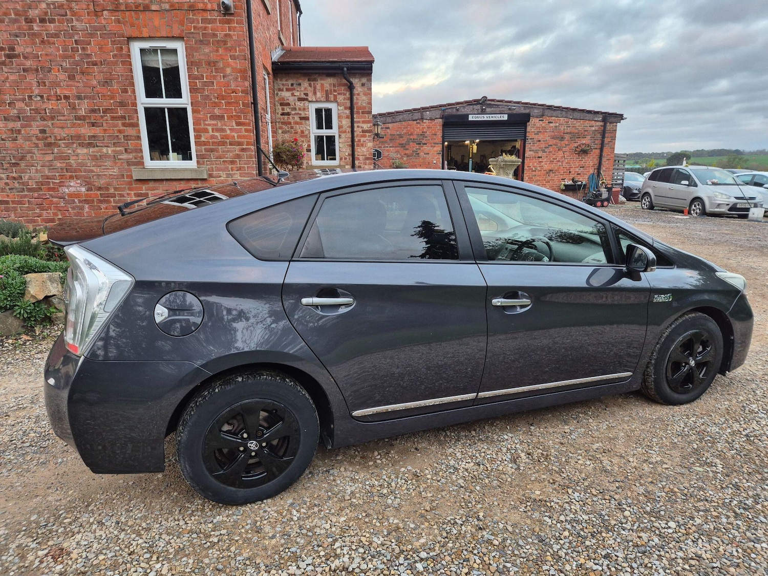 Used Toyota Prius 2013 for sale - 76294755: Photo 17