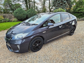 2013 (13) - 1.8 VVT-h CVT Euro 5 (s/s) 5dr