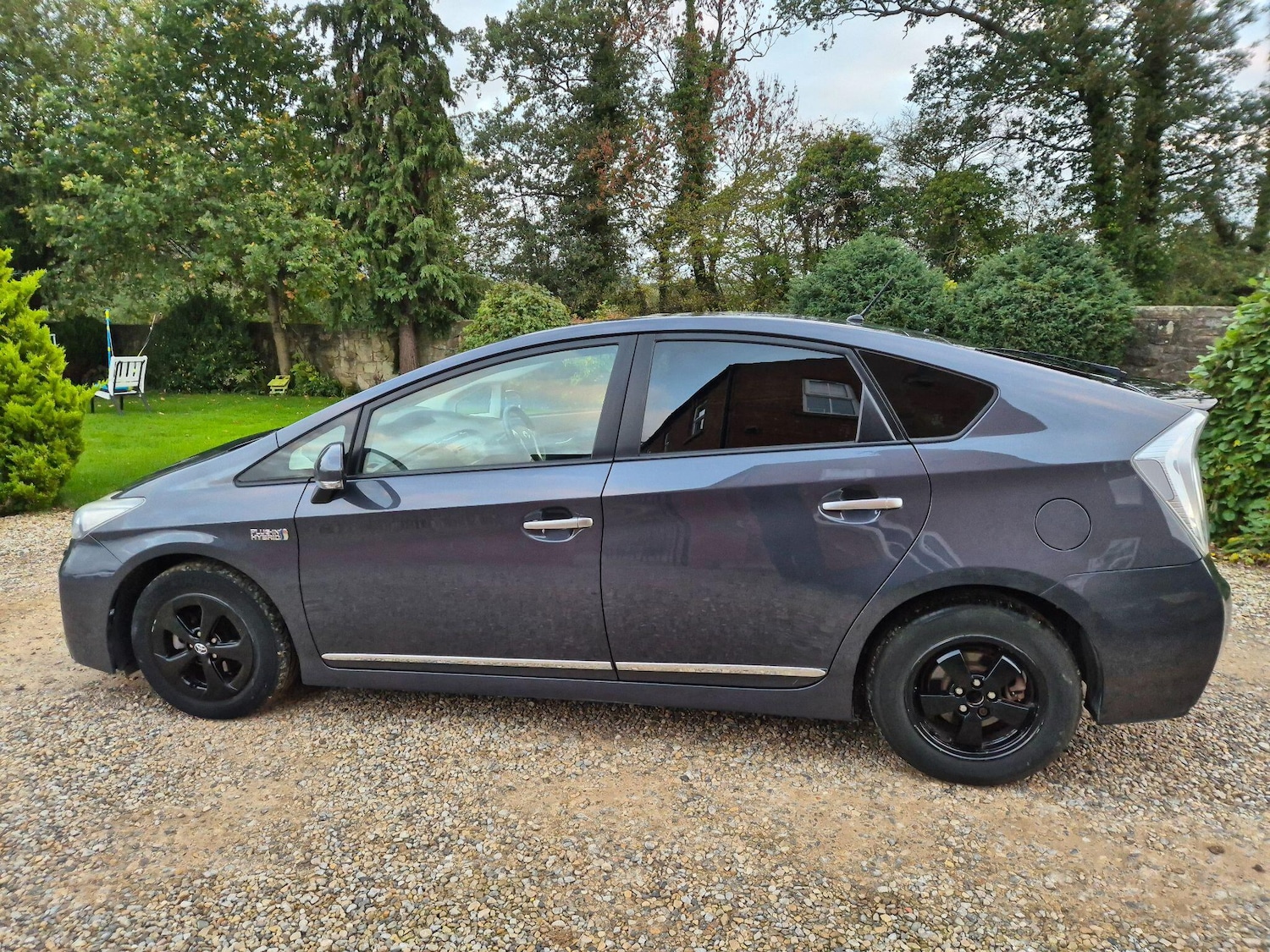 Used Toyota Prius 2013 for sale - 76294755: Photo 4