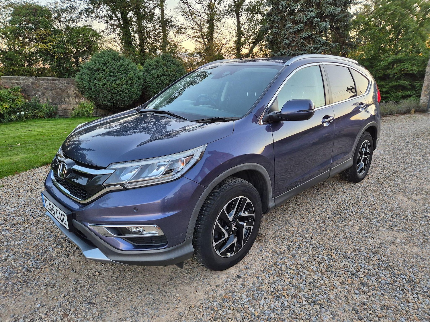 Used Honda CR-V 2017 for sale - 76072858: Photo 1
