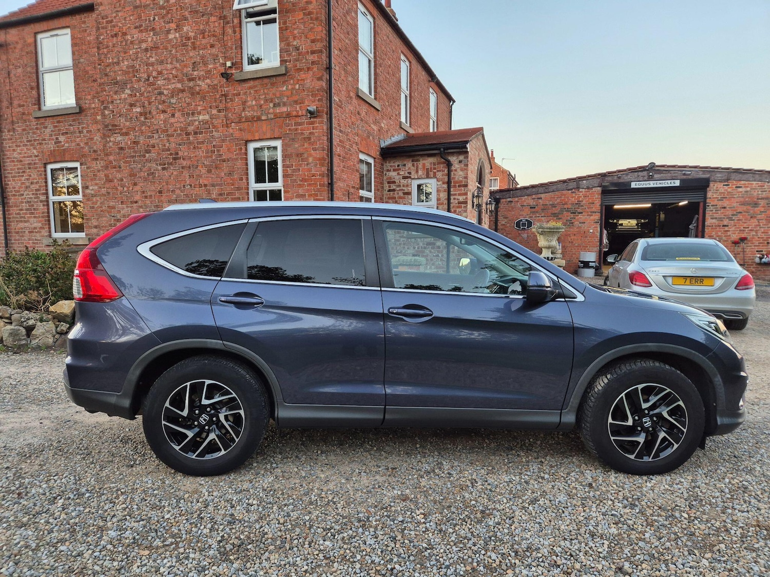 Used Honda CR-V 2017 for sale - 76072858: Photo 9